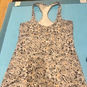 Lululemon cool racerback tank size 8